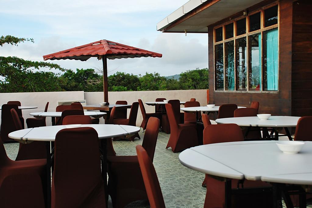 The Waigo Hotel Sorong Exterior foto